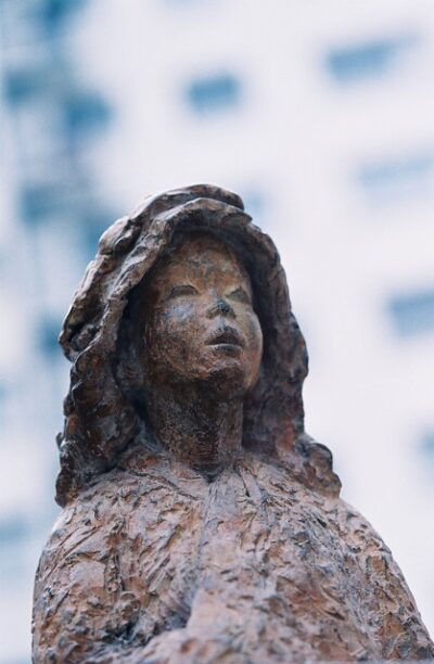 Jeune Bouddhiste, Bronze, 34x20x15 cm