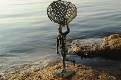 Départ pour la pêche, bronze, 31x11,5x10,5 cm