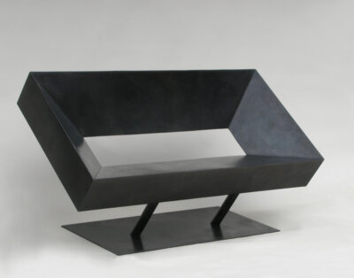 Banc Cadre, Acier patiné 135 X 75 X H70 cm