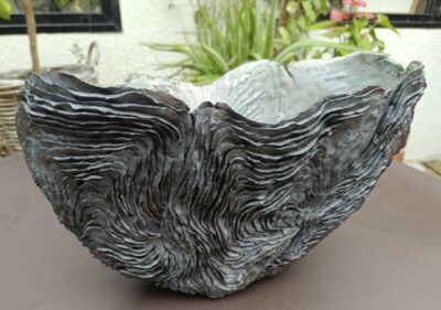 Coupe évasée, grès et émail, H25 x 40 x 15 cm