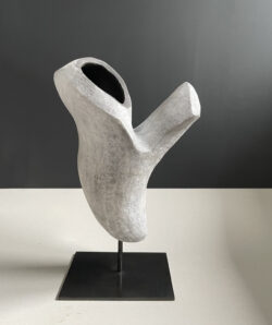 Elan Grès noir, engobé porcelaine 37x20x26 cm