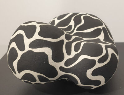 Graphique, grès et engobe noir, 28x21x15 cm