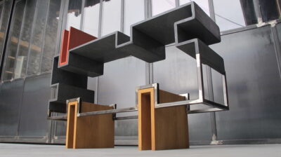 Console décomposée, Béton et métal