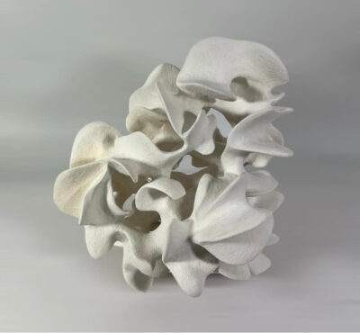 Blossom III, grès,Hauteur 28 x 29 x 26 cm Corinne SIMON