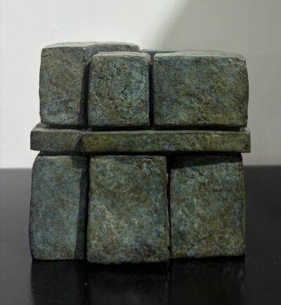 Ensemble,V, Bronze, 9x10x8,5 cm Delphine BRABANT